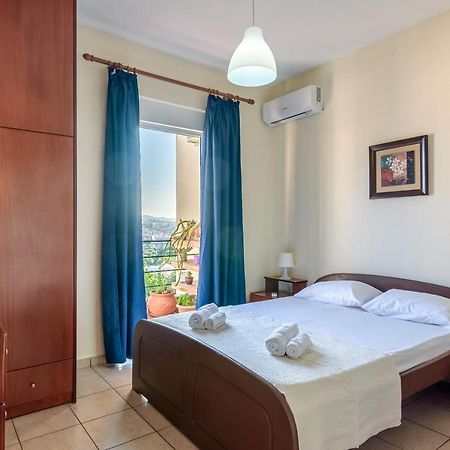 קאטו דרטסו Golden Beach Hill Apartments מראה חיצוני תמונה