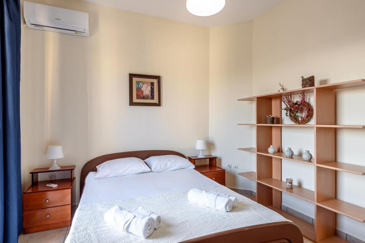 קאטו דרטסו Golden Beach Hill Apartments מראה חיצוני תמונה