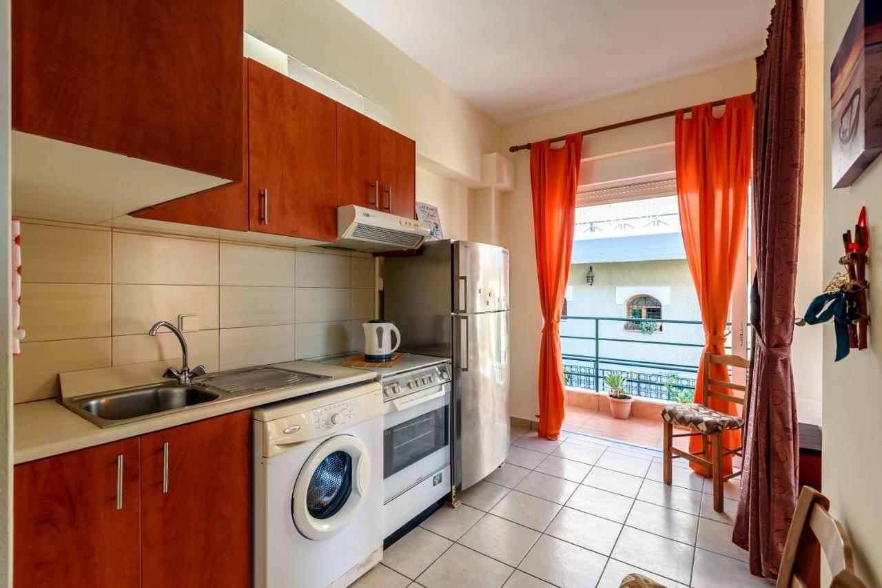 קאטו דרטסו Golden Beach Hill Apartments מראה חיצוני תמונה