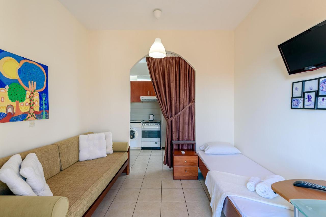 קאטו דרטסו Golden Beach Hill Apartments מראה חיצוני תמונה