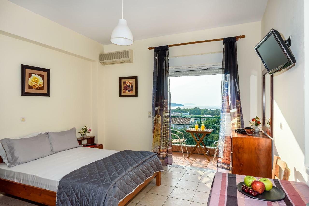 קאטו דרטסו Golden Beach Hill Apartments מראה חיצוני תמונה